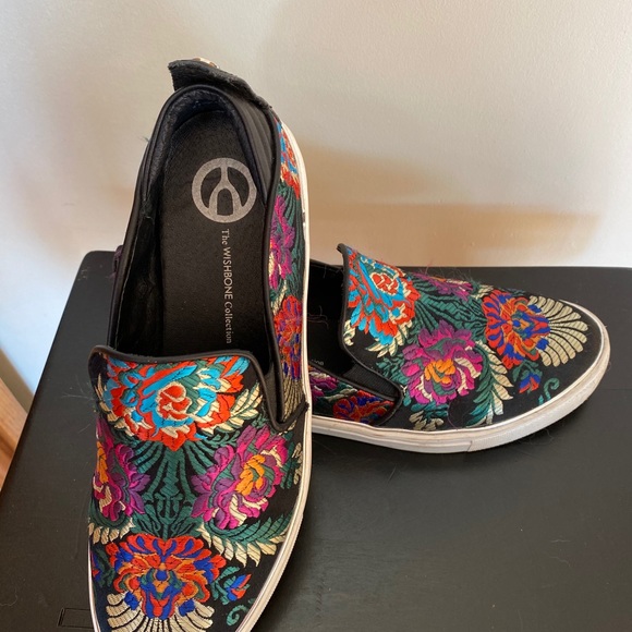 Fun shoes - Picture 5 of 5